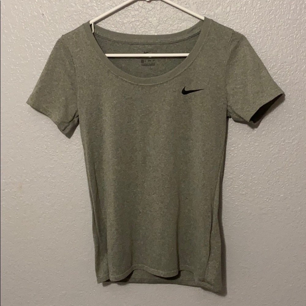 Grey Nike T-shirt